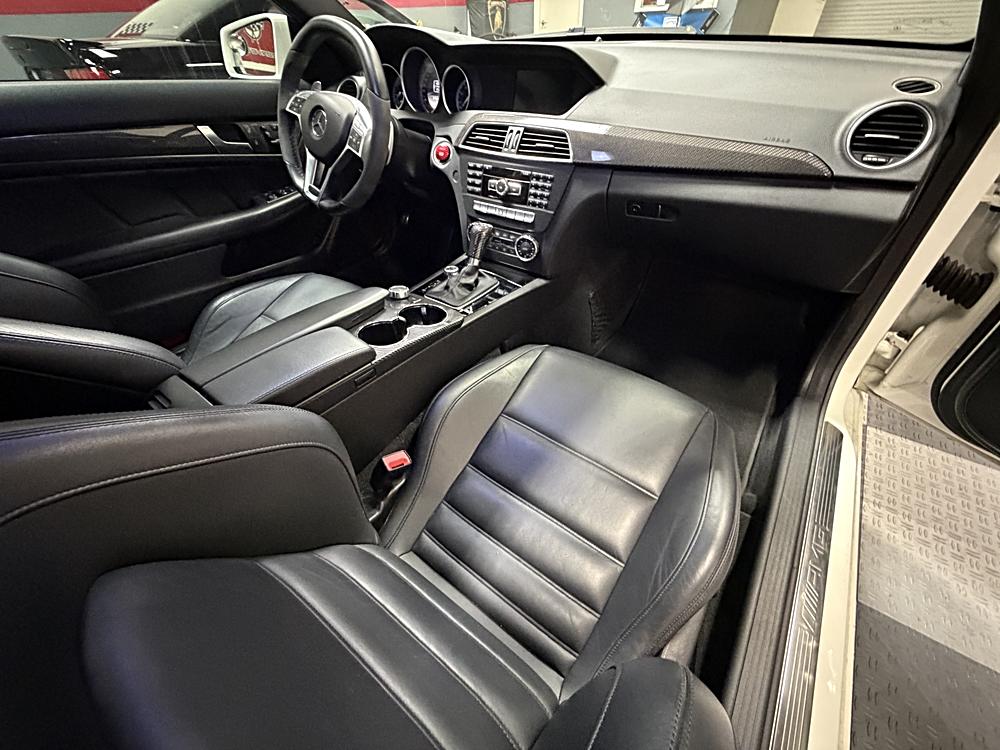 2012 Mercedes-Benz C-Class C63 AMG - Photo 18