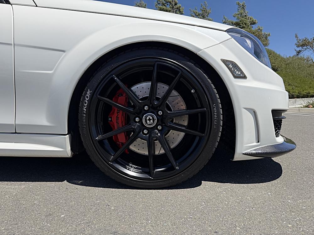 2012 Mercedes-Benz C-Class C63 AMG - Photo 22