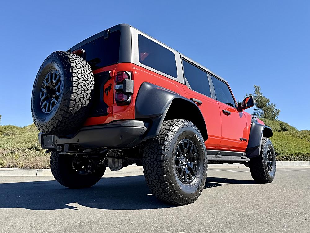2023 Ford Bronco 4-Door Raptor - Photo 12