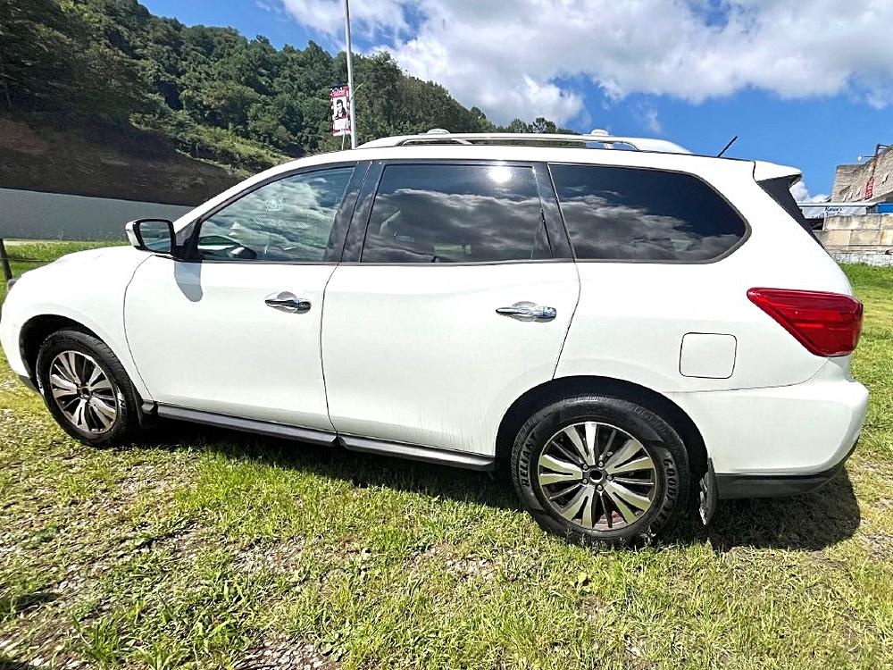 2017 Nissan Pathfinder
