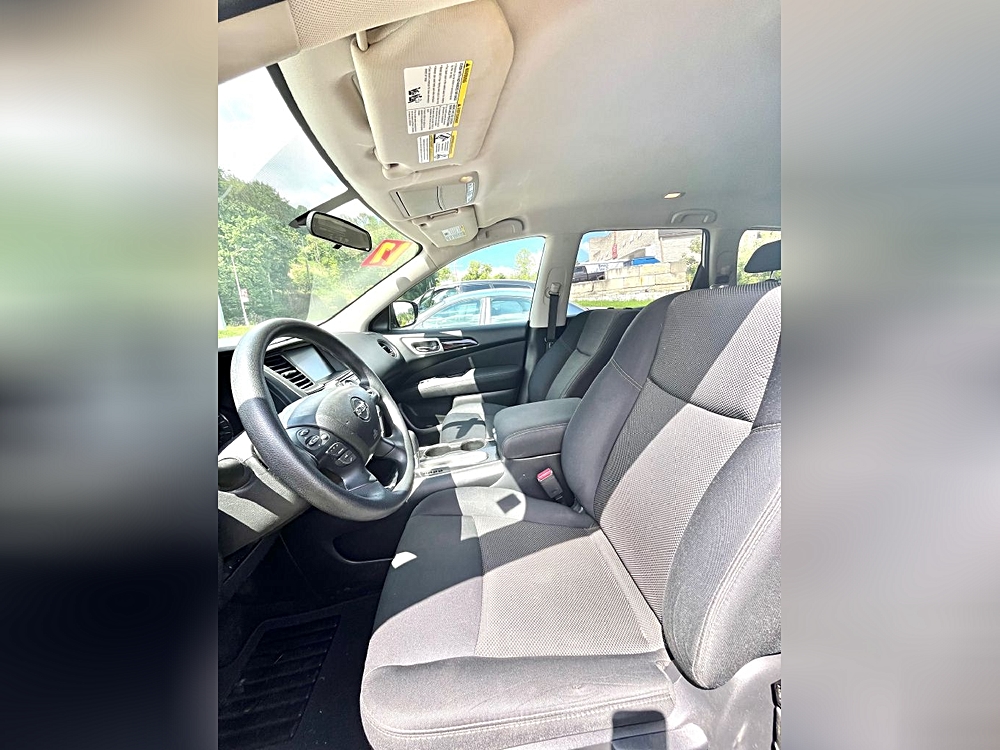 2017 Nissan Pathfinder S - Photo 11