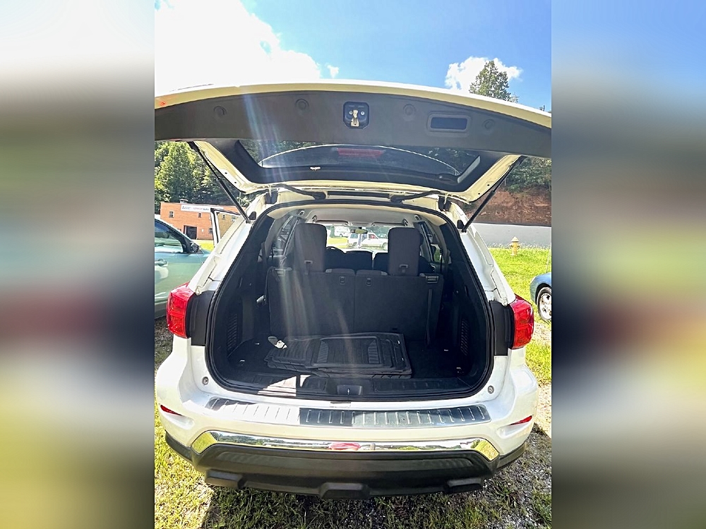 2017 Nissan Pathfinder S - Photo 14