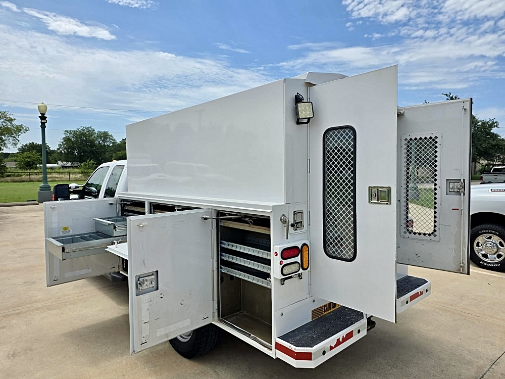2016 Ford F-350 Super Duty Chassis Cab XL - Photo 8