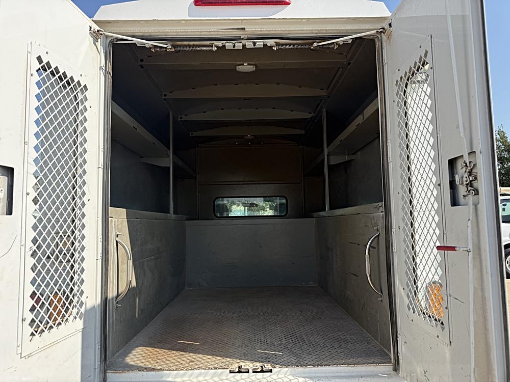 2016 Ford F-350 Super Duty Chassis Cab XL - Photo 14