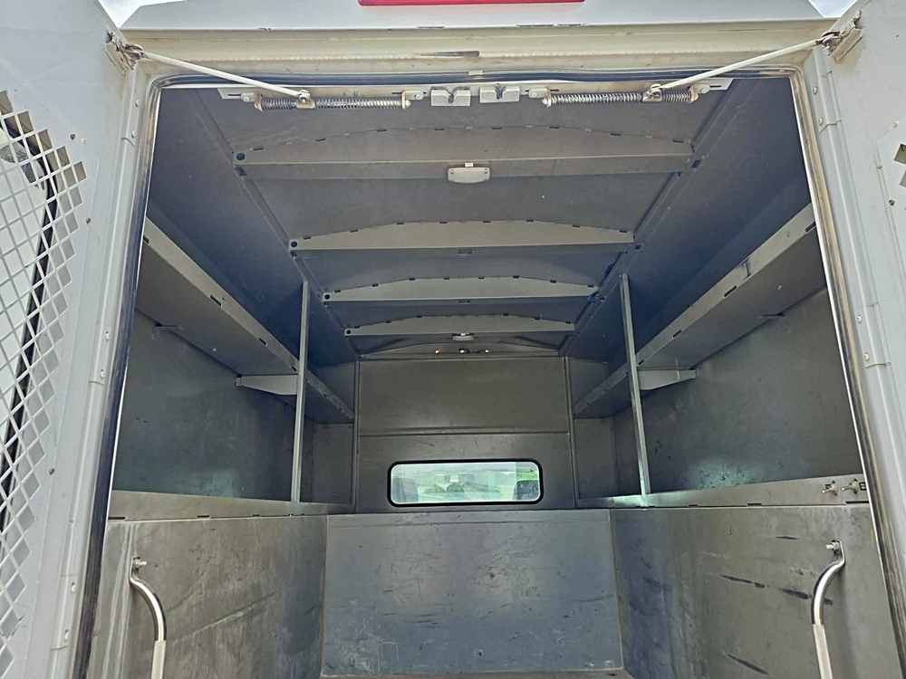 2016 Ford F-350 Super Duty Chassis Cab XL - Photo 10