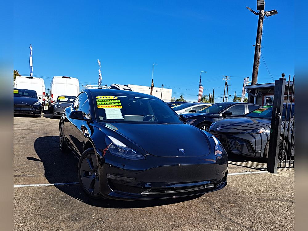 2023 Tesla Model 3 Base