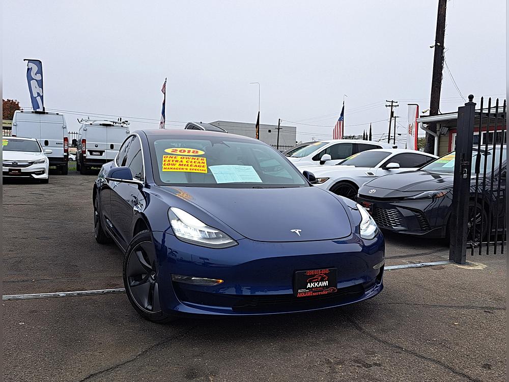 2018 Tesla Model 3's photo