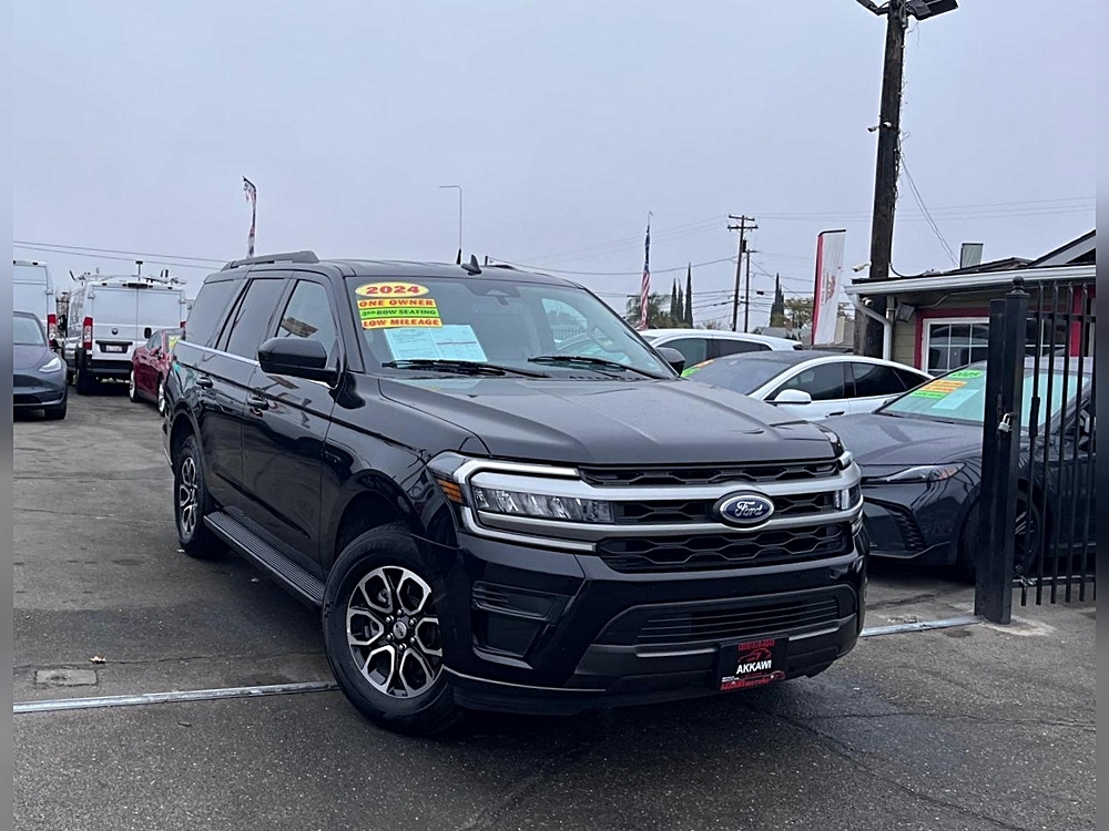 2024 Ford Expedition XLT's photo