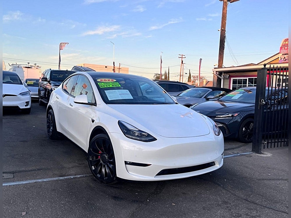 2022 Tesla Model Y Performance's photo