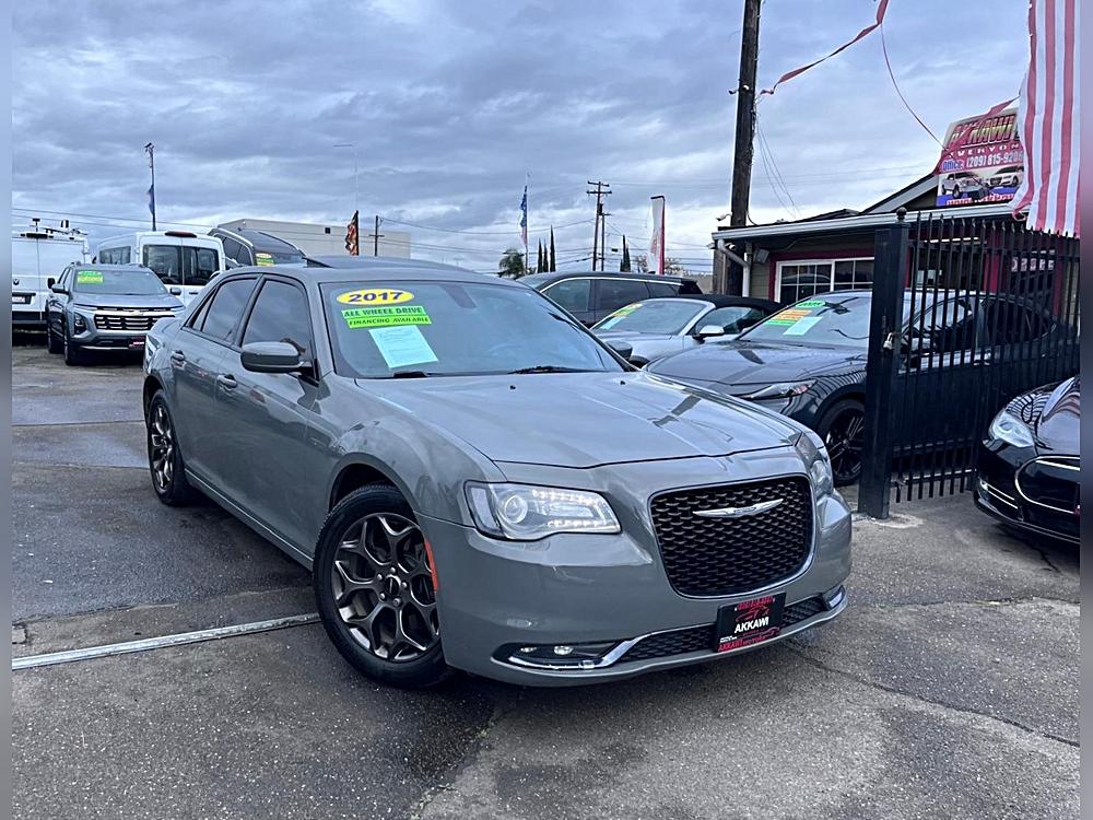 2017 Chrysler 300 S