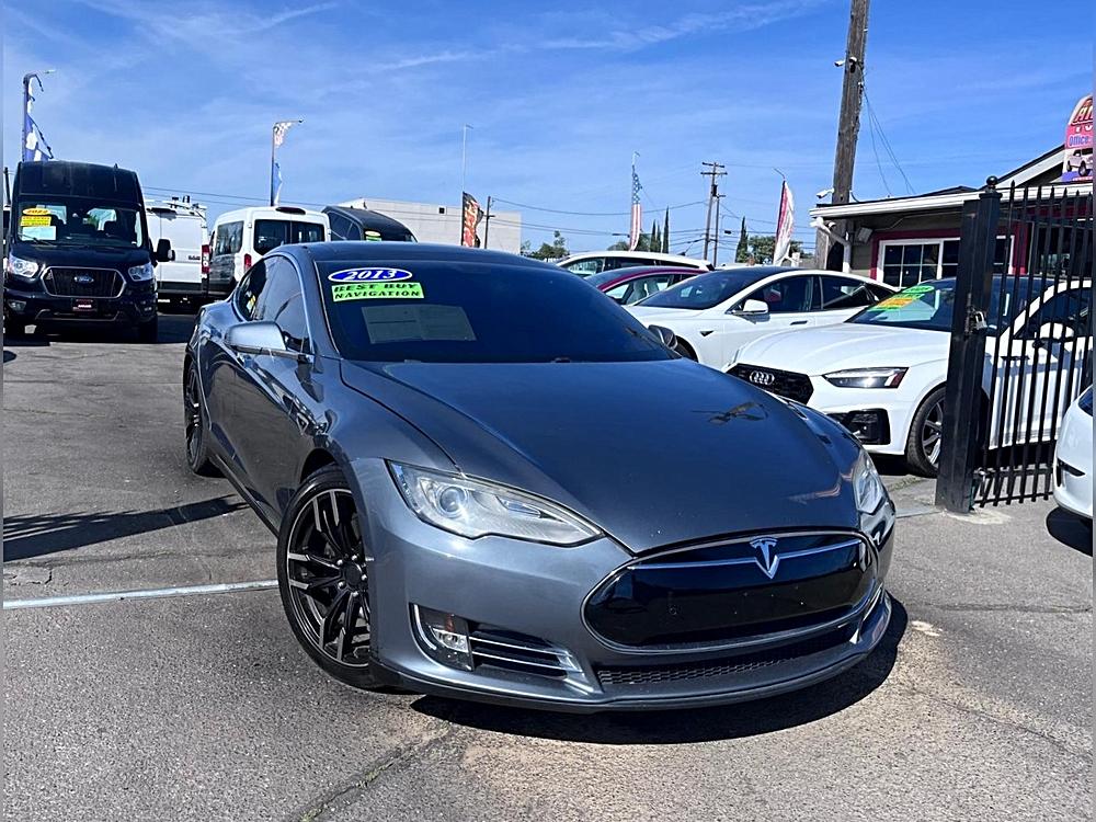 2013 Tesla Model S S