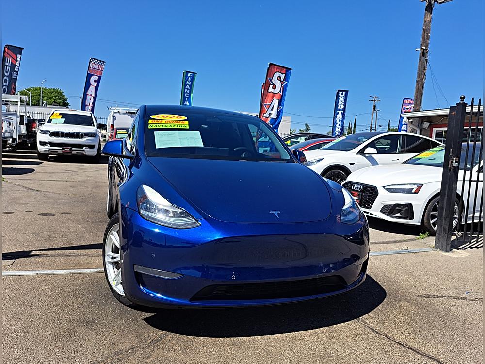 2020 Tesla Model Y's photo