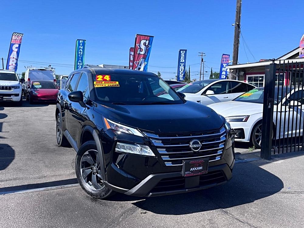 2024 Nissan Rogue SV AWD's photo