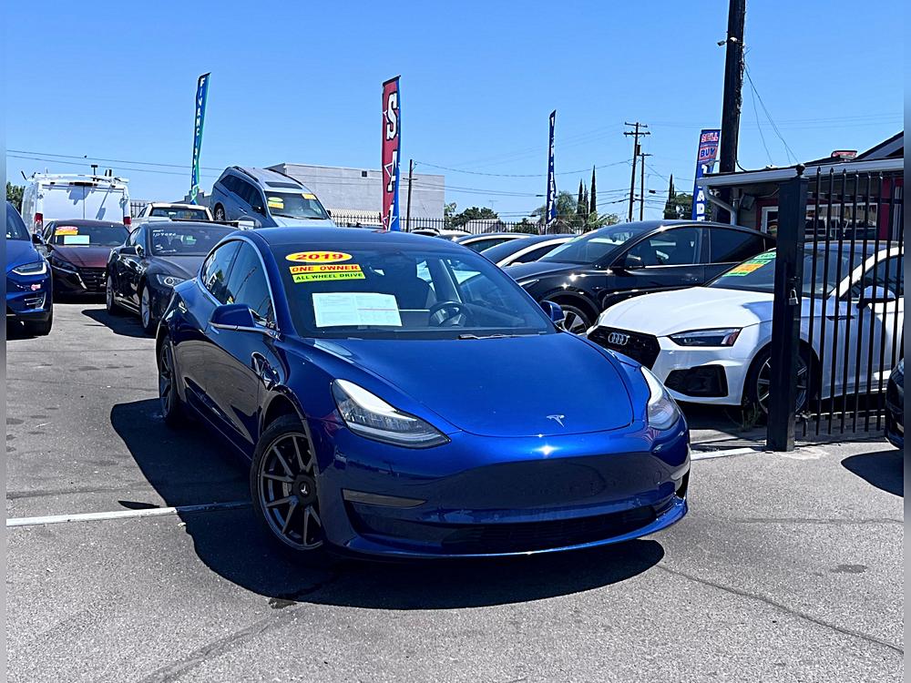 2019 Tesla Model 3 Dual Motor All-Whel Drive Long Range's photo