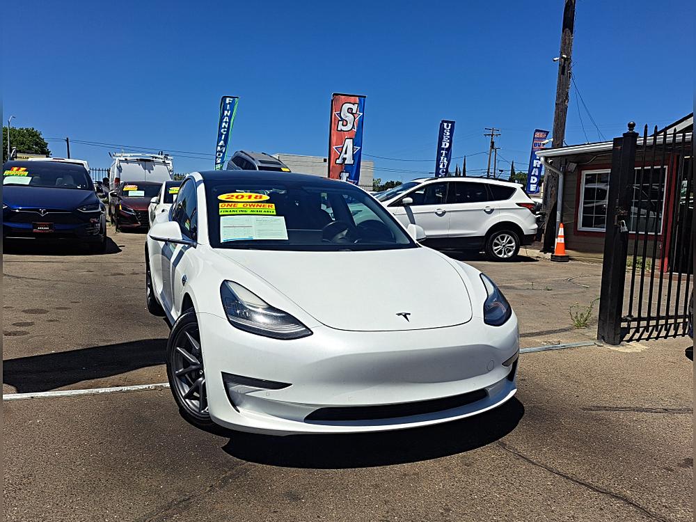 2018 Tesla Model 3 Long Range's photo