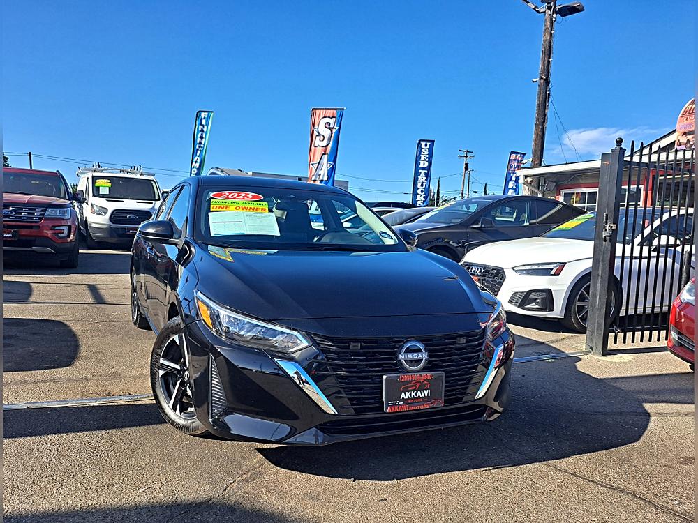 2025 Nissan Sentra SV CVT's photo