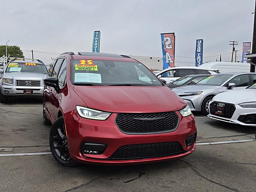 2025 Chrysler Pacifica