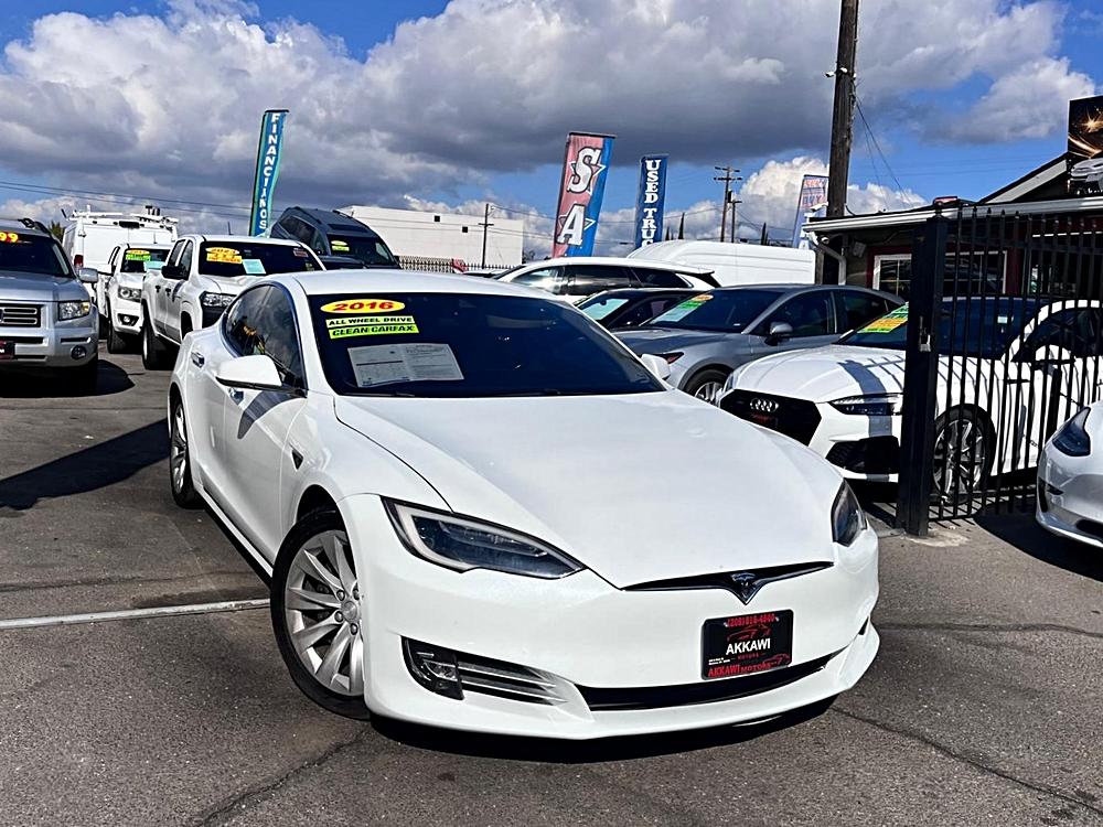 2016 Tesla Model S 90D