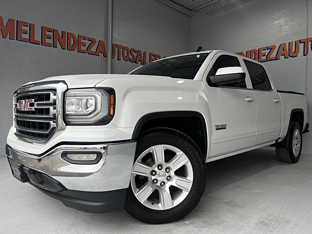 2017 GMC Sierra 2WD Crew Cab Short Box SLE's photo
