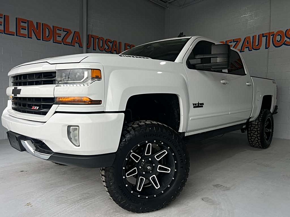 2018 Chevrolet Silverado 1500 LT Z71 4X4 Crew Cab Short Box's photo