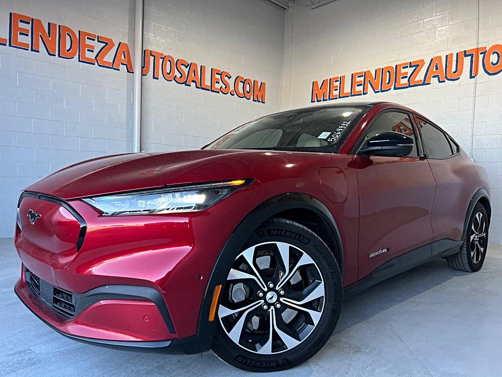 2021 Ford Mustang-Mach-e Premium's photo
