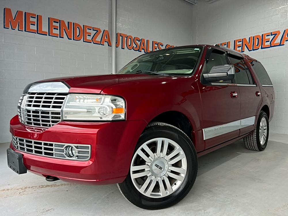 2013 Lincoln Navigator Base