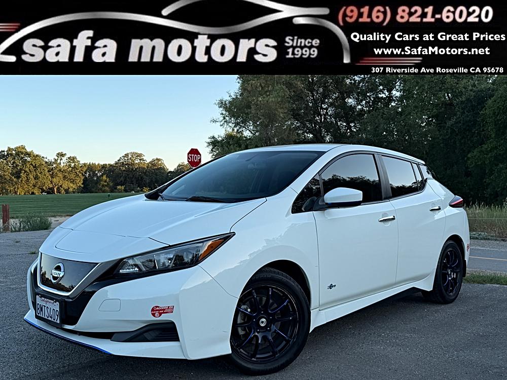 2018 Nissan Leaf S's photo