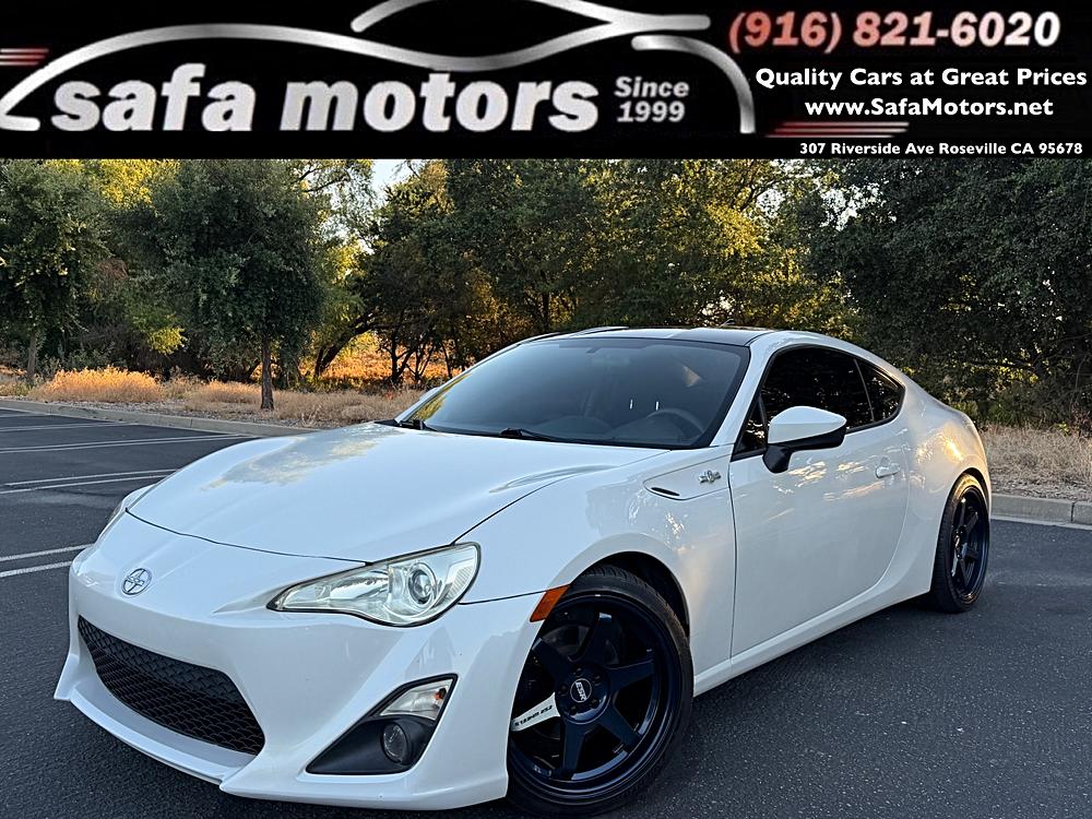 2013 Scion FR-S AT's photo