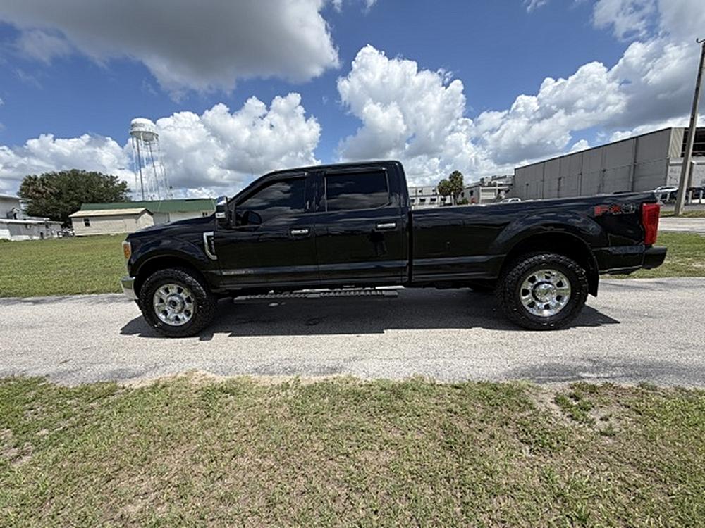2017 Ford F-350 Super Duty Lariat - Photo 16