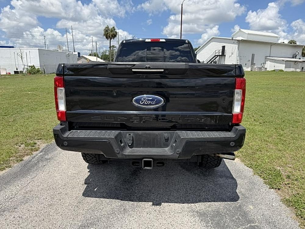 2017 Ford F-350 Super Duty Lariat - Photo 18