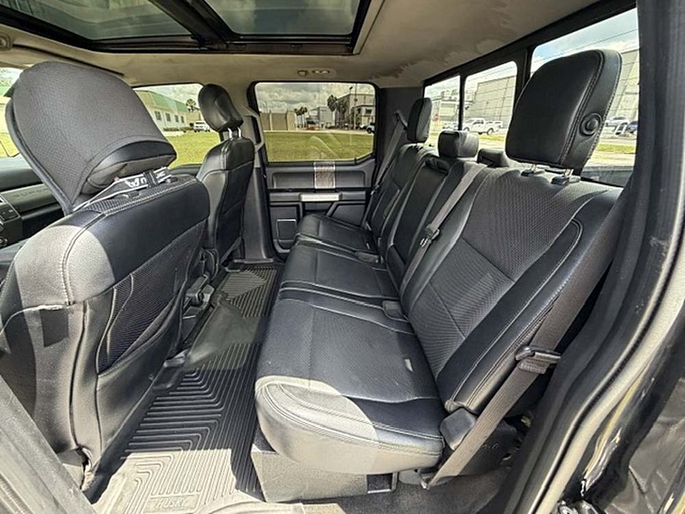 2017 Ford F-350 Super Duty Lariat - Photo 11