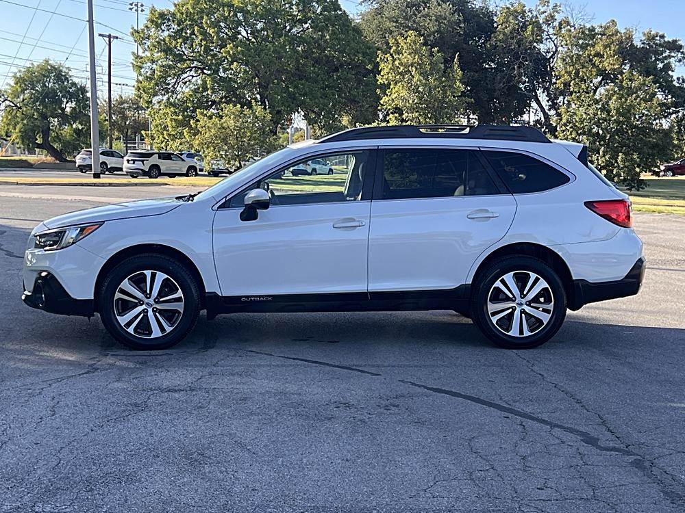 2019 Subaru Outback Limited - Photo 9