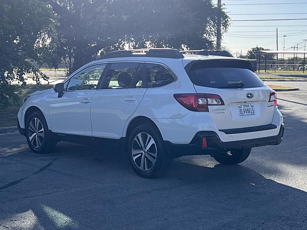 2019 Subaru Outback Limited - Photo 8