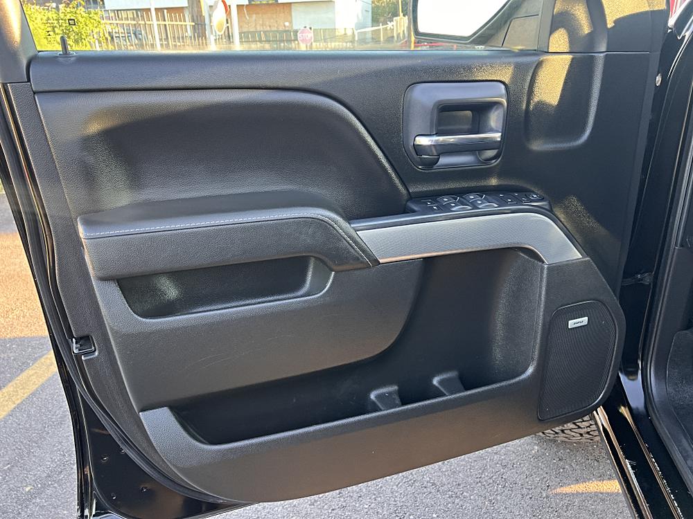 2018 Chevrolet Silverado 1500 LT Z71 - Photo 11