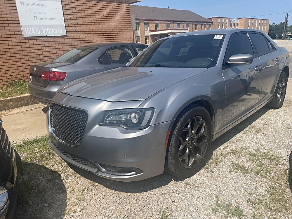 2017 Chrysler 300