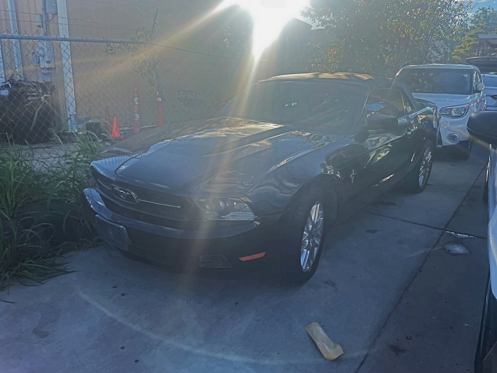 2012 Ford Mustang V6