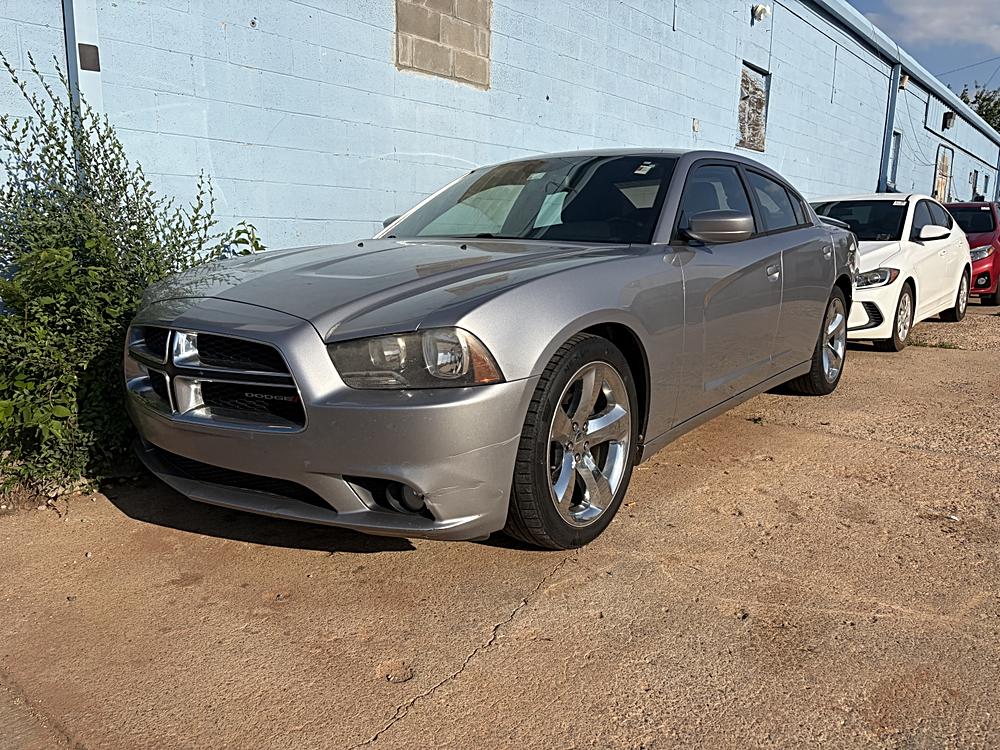 2013 Dodge Charger SXT's photo
