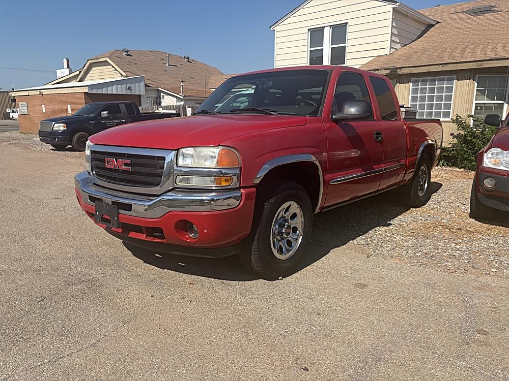 2006 GMC Sierra 4WD Extended Cab 5 1/2-ft SLE1's photo