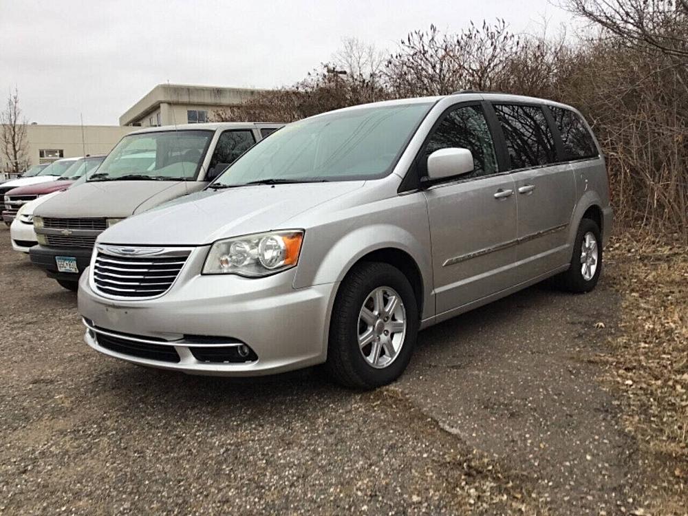 2012 Chrysler Town and Country Touring 4dr Mini Van