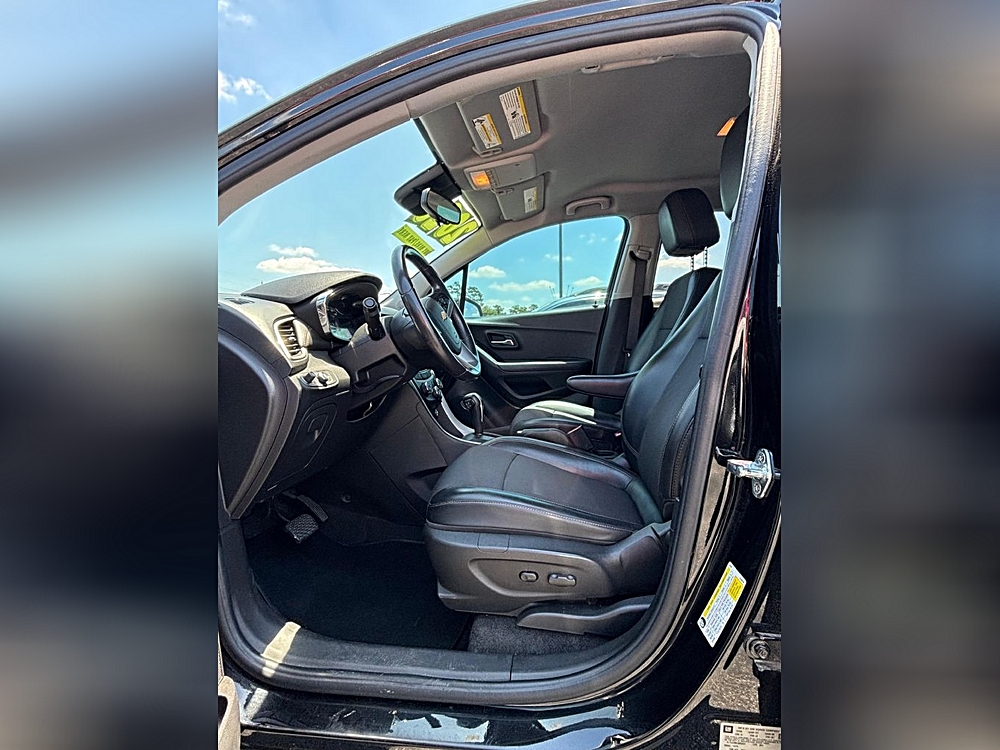 2020 Chevrolet Trax LT - Photo 8