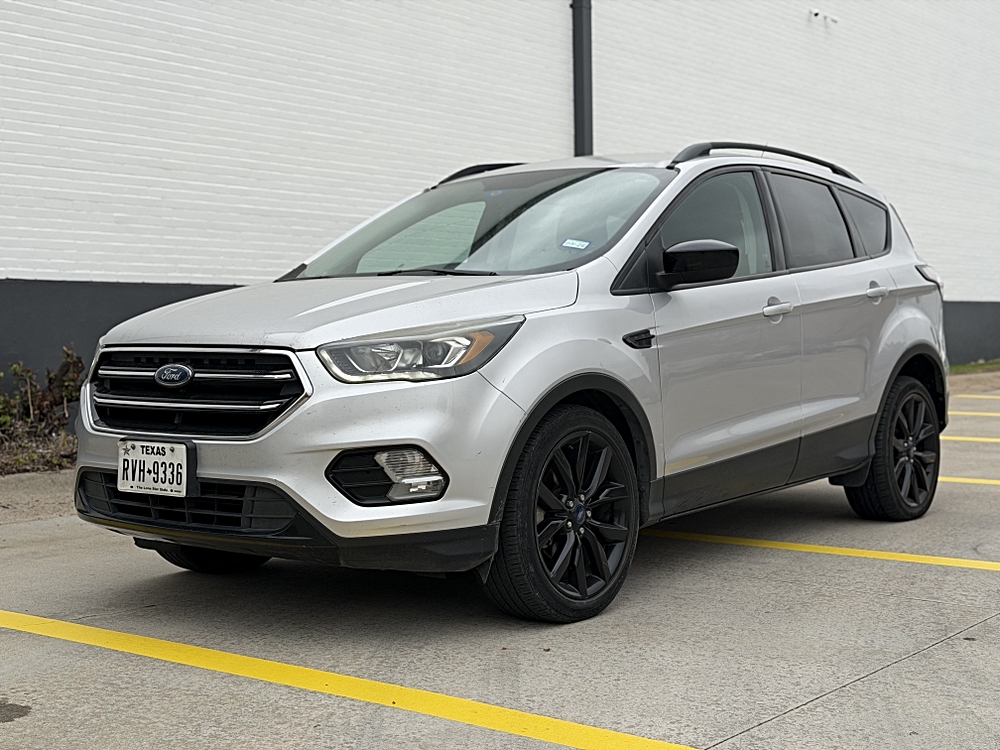 2017 Ford Escape SE's photo
