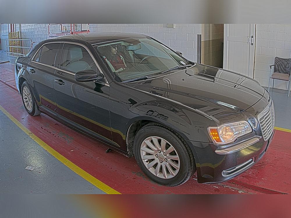 2013 Chrysler 300's photo