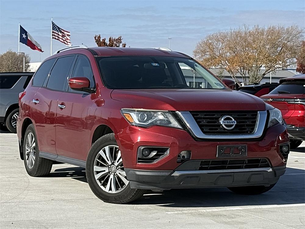 2017 Nissan Pathfinder SV