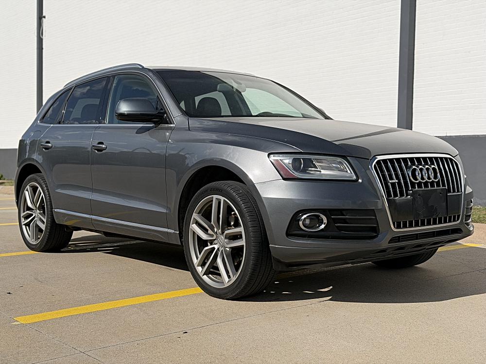 2015 Audi Q5 2.0T quattro tiptronic Premium Plus's photo