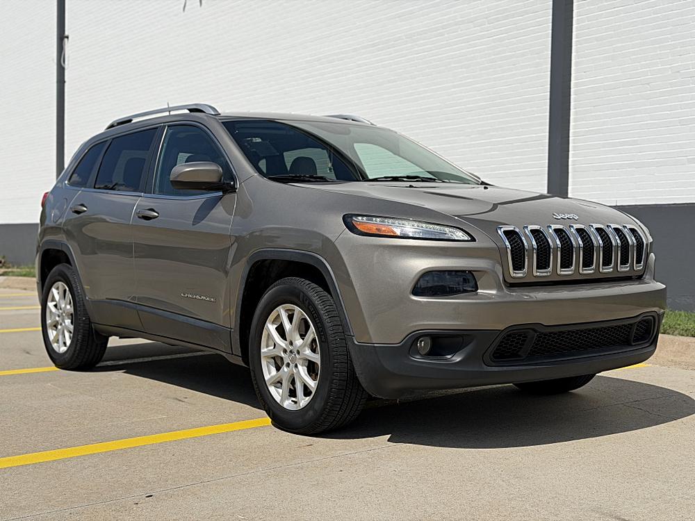 2016 Jeep Cherokee Latitude 4X4's photo