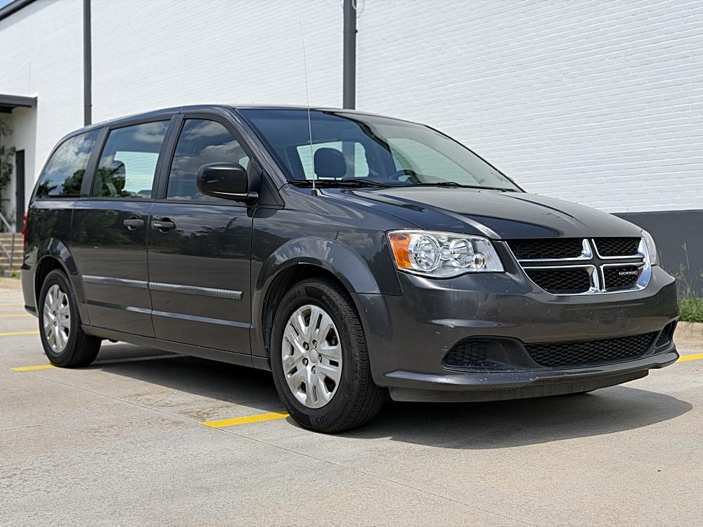 2016 Dodge Grand Caravan American Value Package's photo
