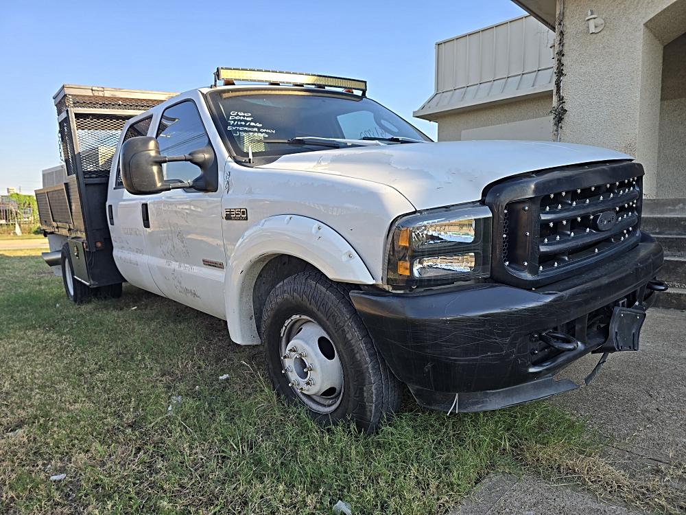 2004 Ford F-350 SD Chassis Cab XL