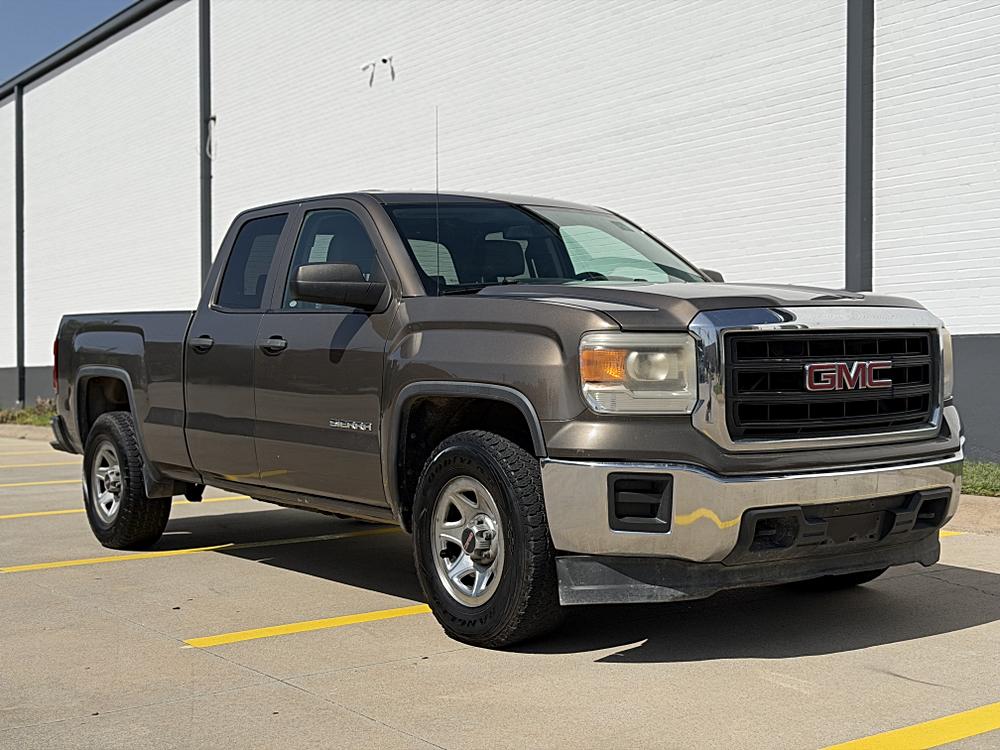 2015 GMC Sierra 2WD Double Cab 1SA SWB's photo