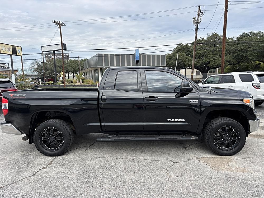 2016 Toyota Tundra SR5
