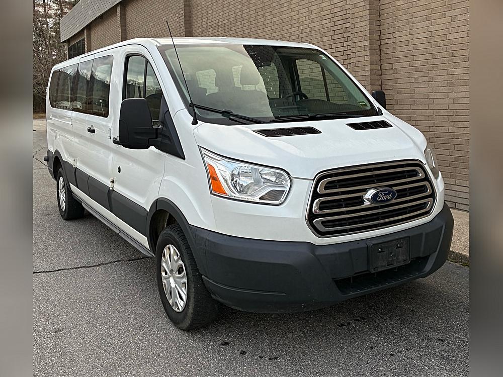 2017 Ford Transit Wagon XLT